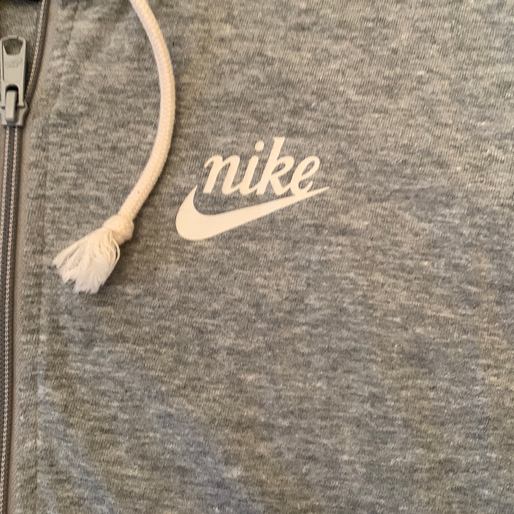 Women’s Nike Zip-up